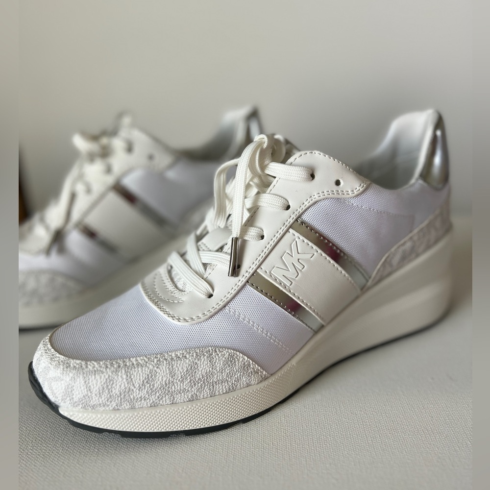 Michael Kors MK Michael platform wedge sneaker Mabel trainer size 9 1/2